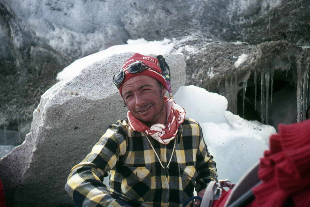 casimiro ferrari alpamayo