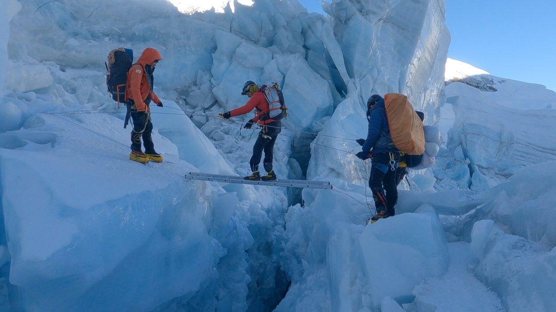 Andrea Lanfri nell'Ice Fall © Andrea Lanfri