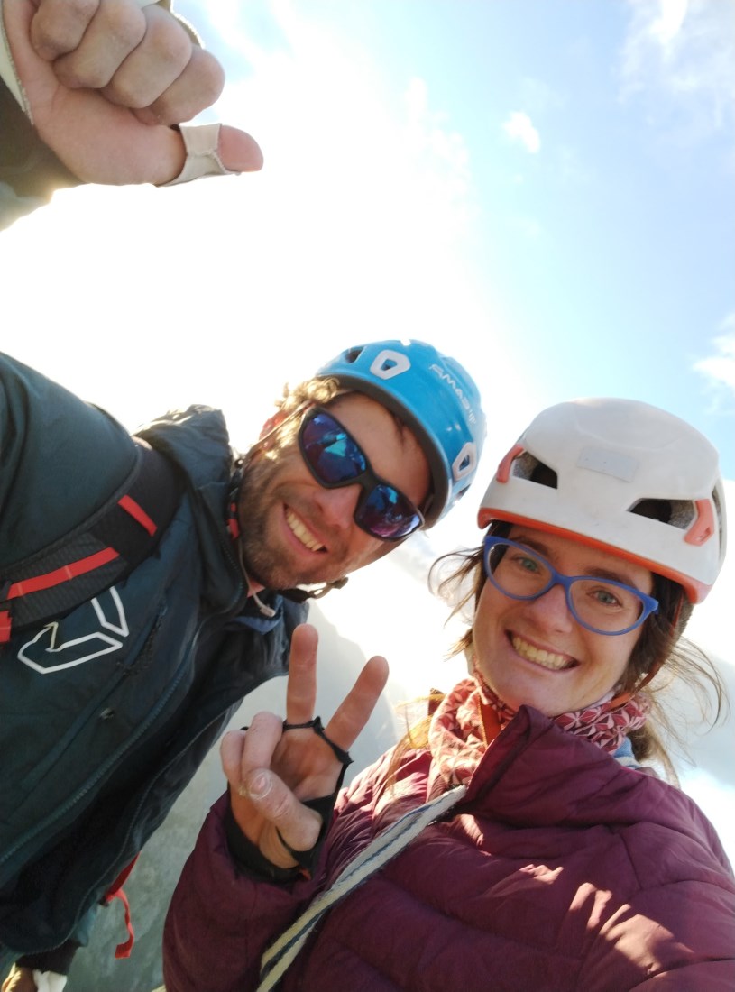 Costiera dell'Averta - Via Soli di Ghiaccio - David Bacci e Camilla Reggio dopo aver ripetuto la via