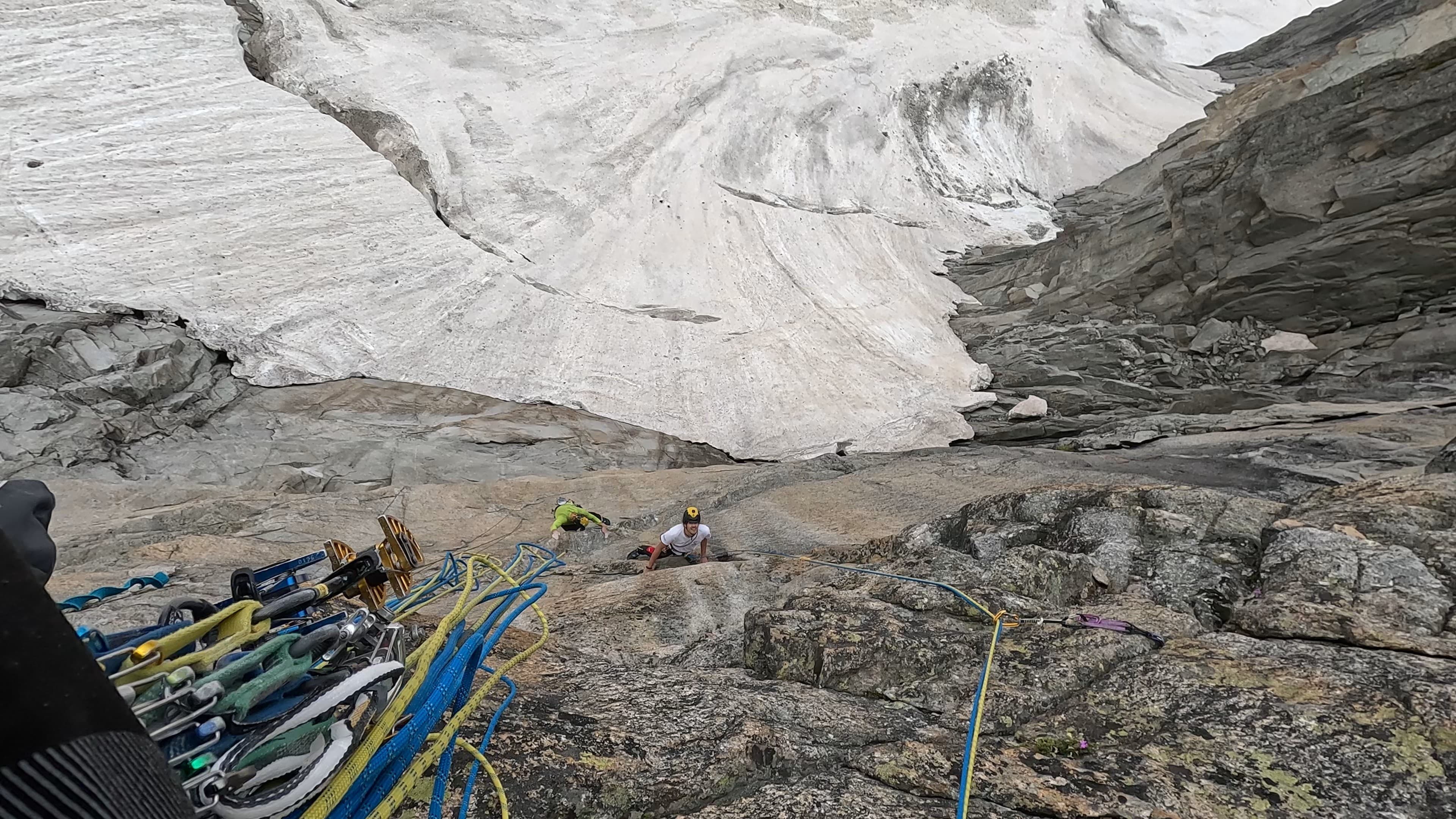 Aiguille de la Brenva - Via Mares - Dario Eynard e Luca Schiera